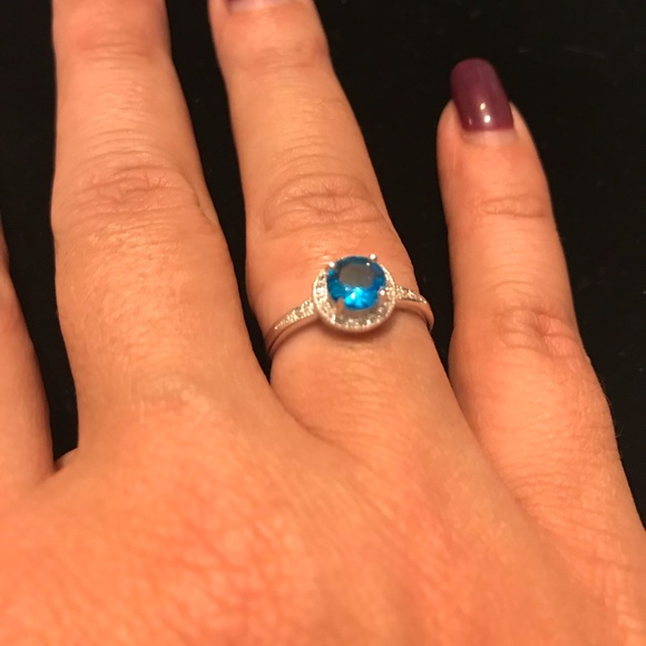 Sterling silver ring - Picture 2 of 4